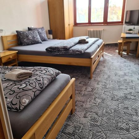 hotel KORUNA Rožnov pod Radhoštěm Exterior foto