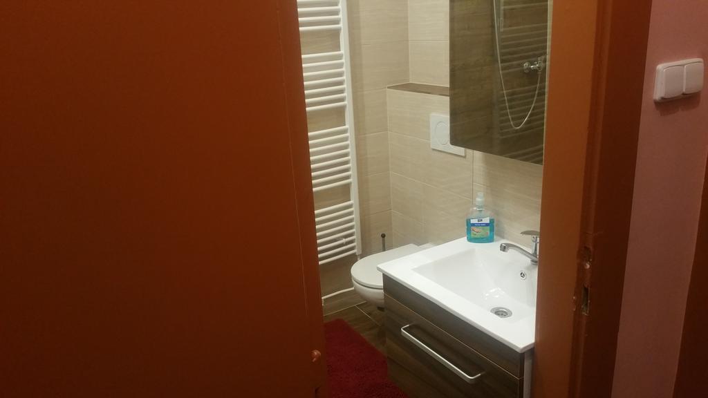 hotel KORUNA Rožnov pod Radhoštěm Zimmer foto